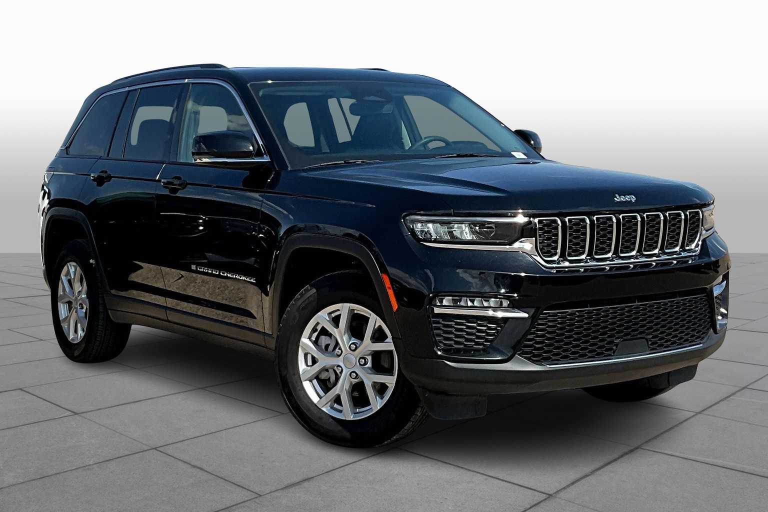 Vehicle image 3 of 33