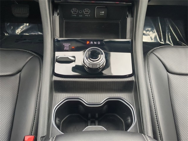 Vehicle image 20 of 29