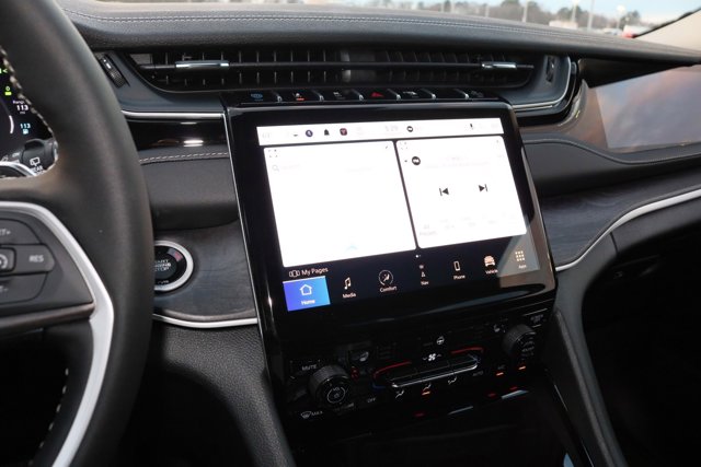 2023 Jeep Grand Cherokee 4xe Base Image 13 of 22