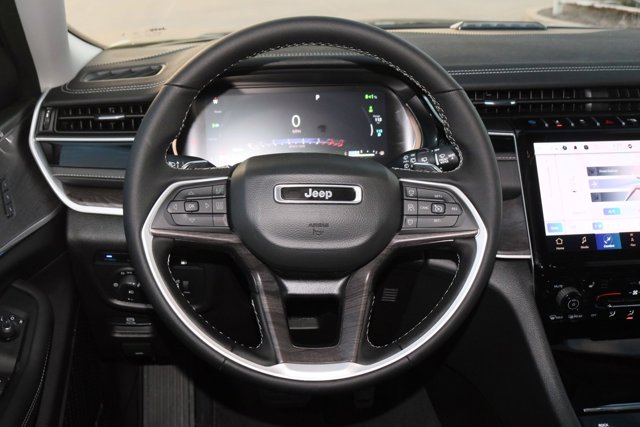 2023 Jeep Grand Cherokee 4xe Base Image 11 of 22