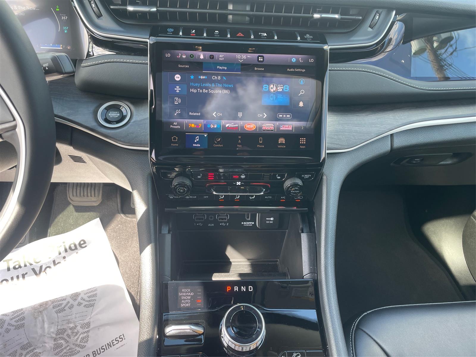 Vehicle image 13 of 22
