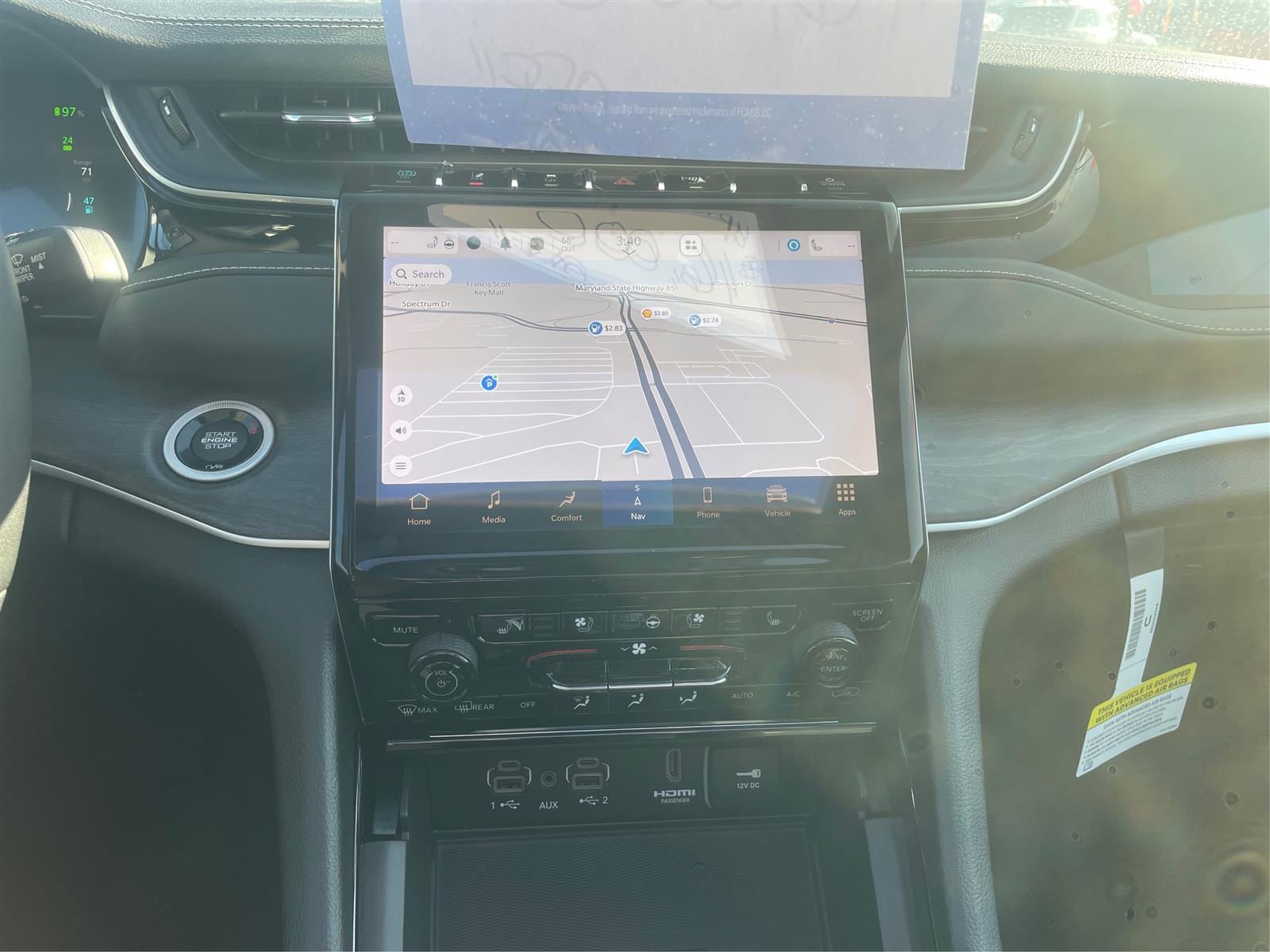 Vehicle image 14 of 23