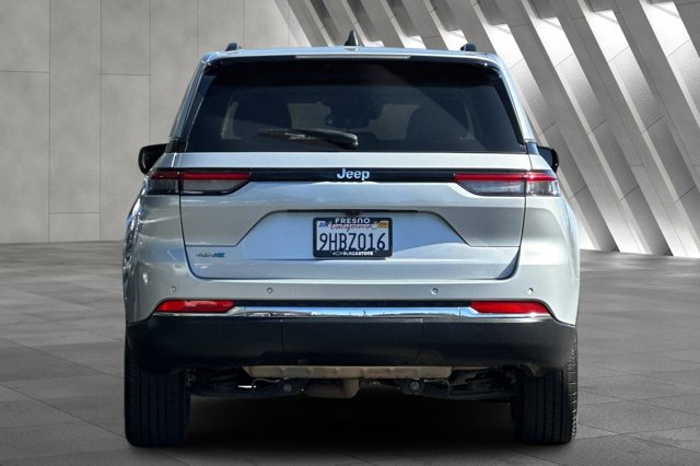 Vehicle image 7 of 29