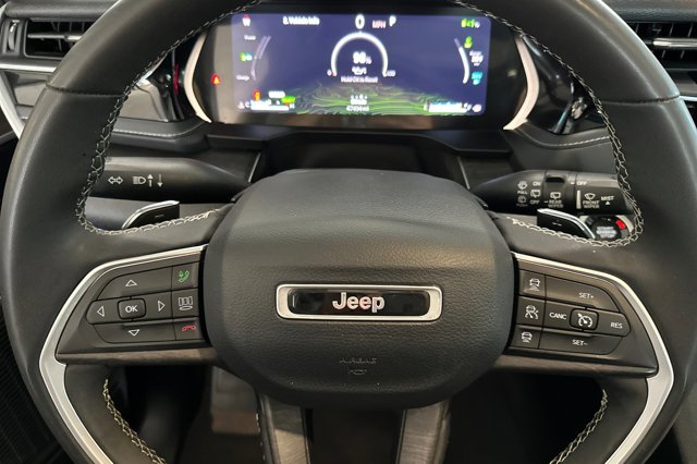 Vehicle image 24 of 29