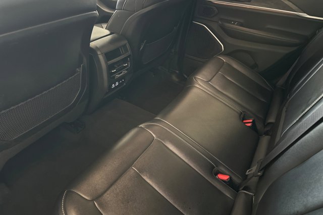 Vehicle image 12 of 29