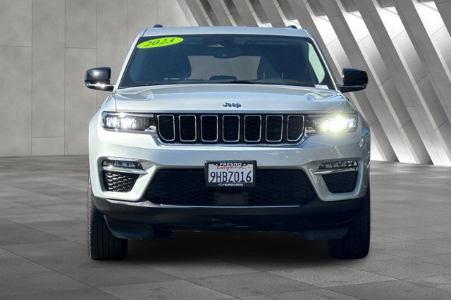 Vehicle image 2 of 29