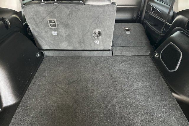 Vehicle image 15 of 29