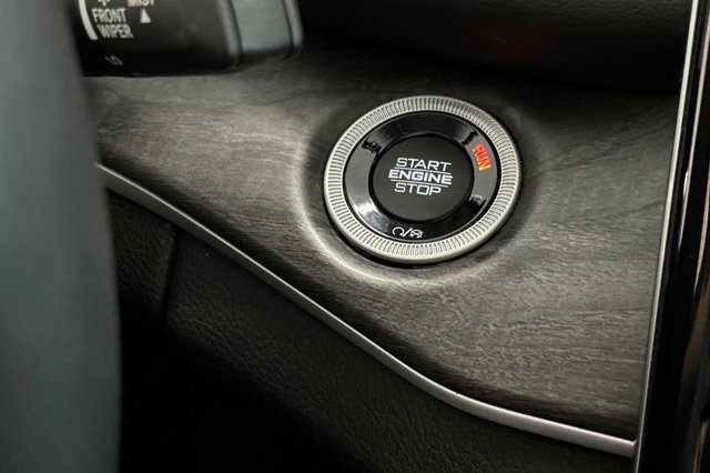 Vehicle image 23 of 29