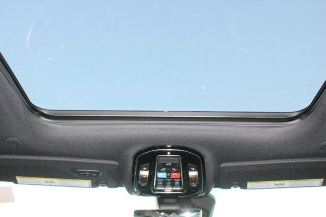 Vehicle image 16 of 36