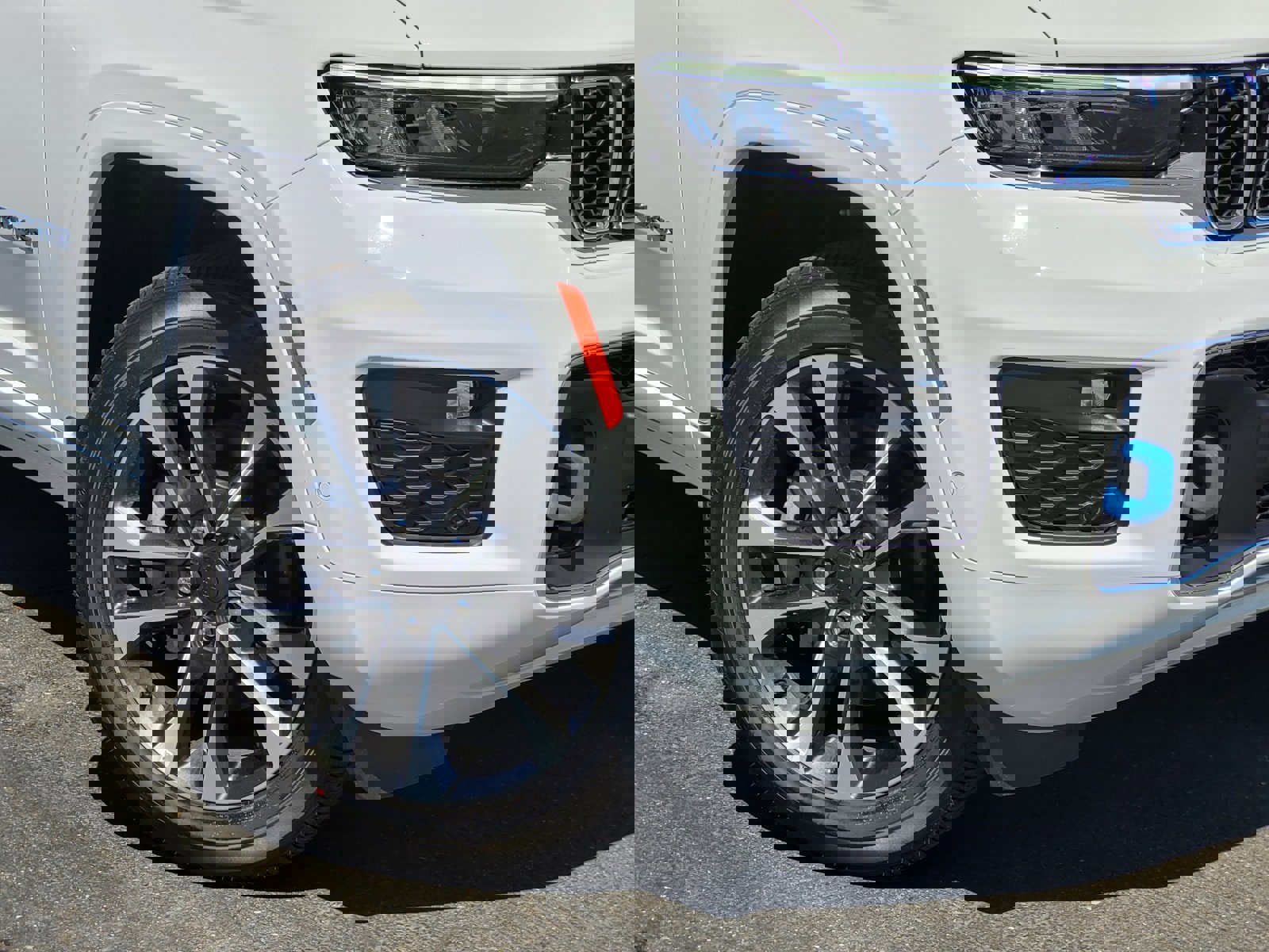 Vehicle image 3 of 6