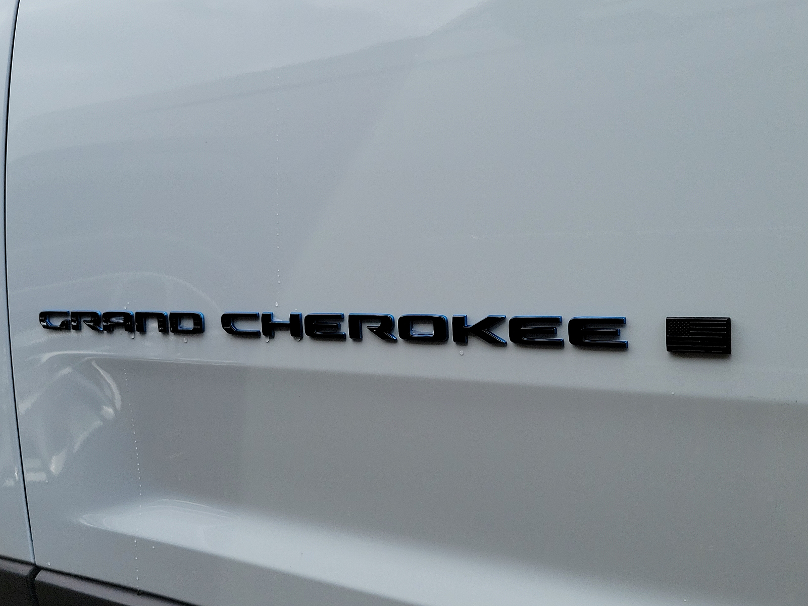 Vehicle image 5 of 6