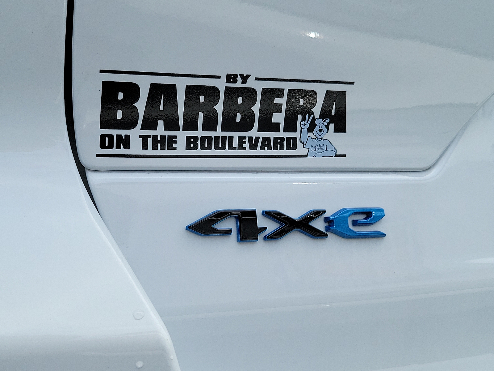 Vehicle image 6 of 6