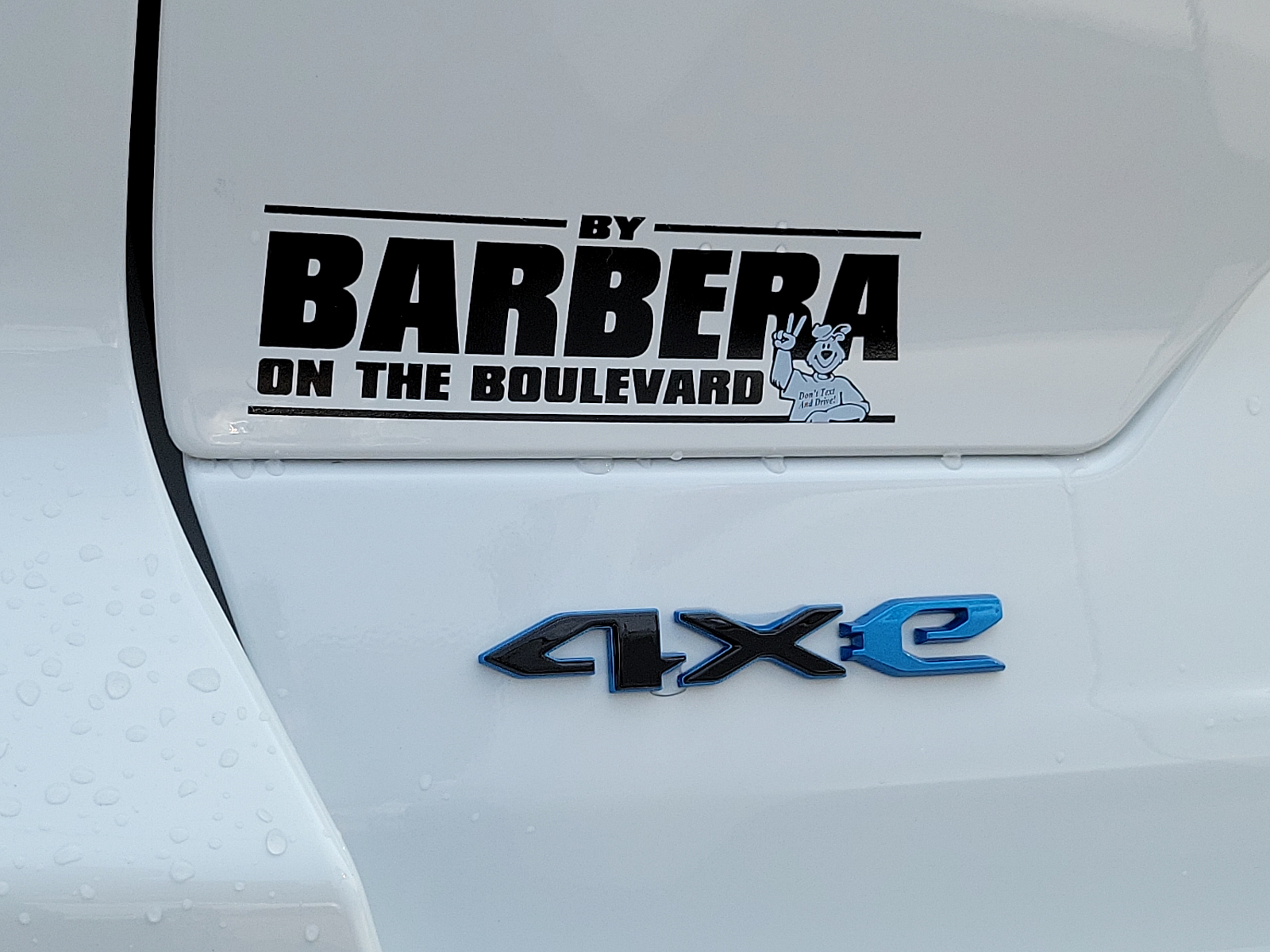Vehicle image 6 of 6