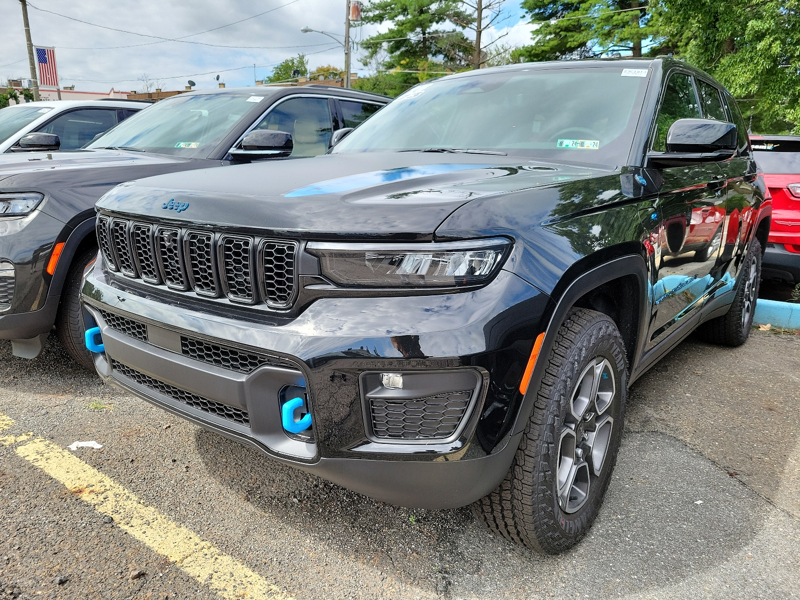 Vehicle image 3 of 6