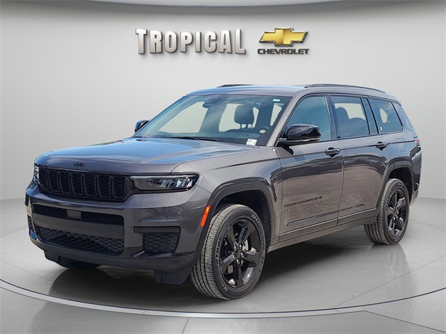 Vehicle image 1 of 36