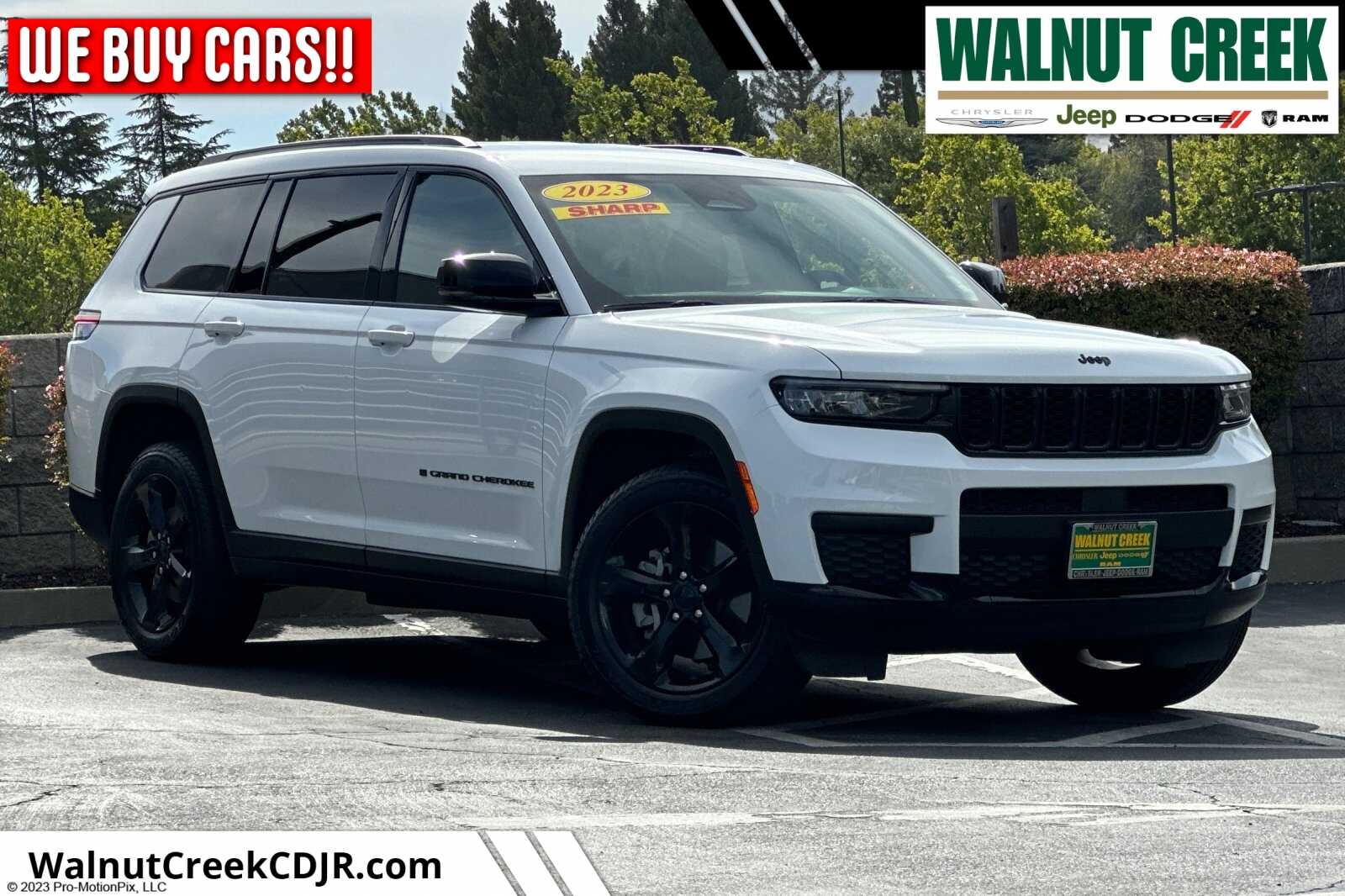 Vehicle image 2 of 28