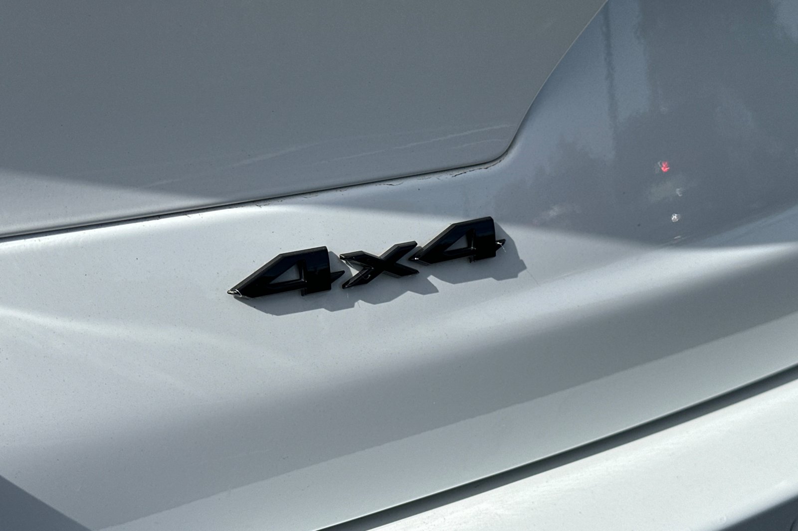 Vehicle image 25 of 28