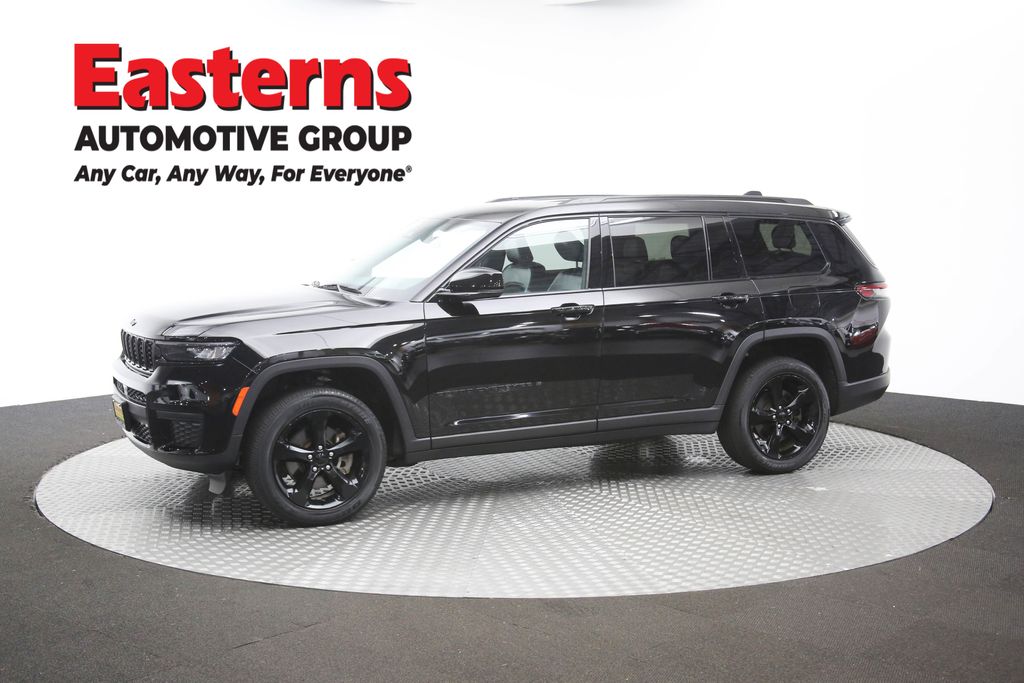 2023 Jeep Grand Cherokee L Altitude Image 3 of 68