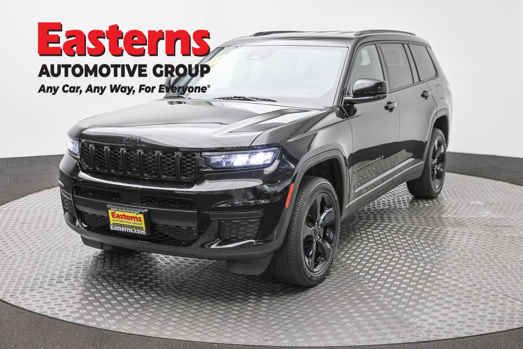 2023 Jeep Grand Cherokee L Altitude Image 1 of 68