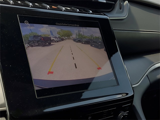 Vehicle image 19 of 31