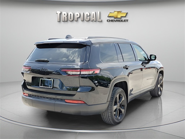 Vehicle image 5 of 31