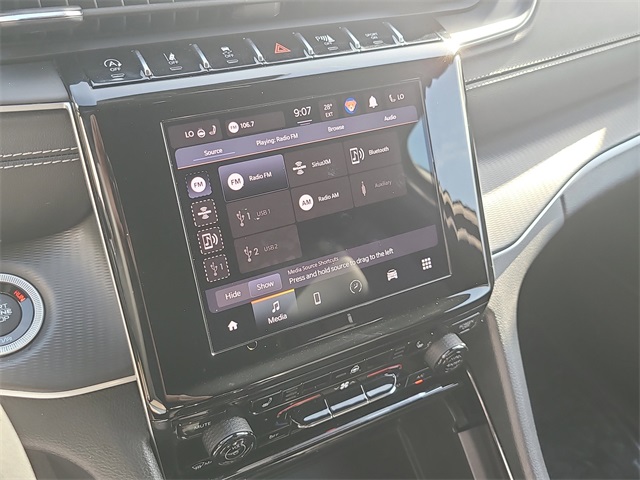 Vehicle image 22 of 35