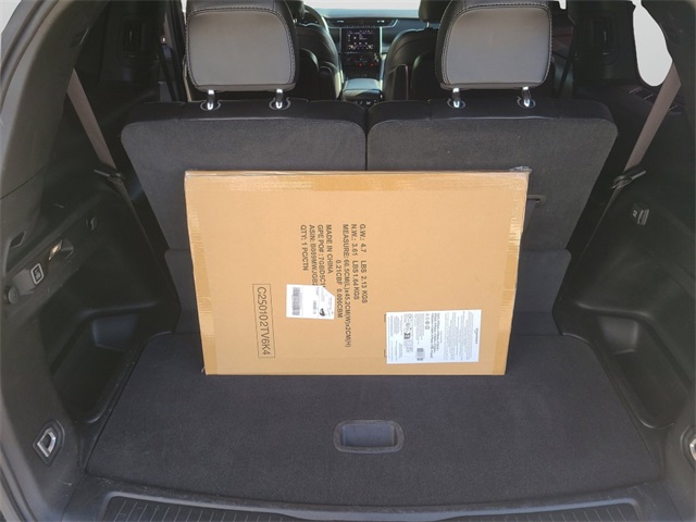 Vehicle image 10 of 35
