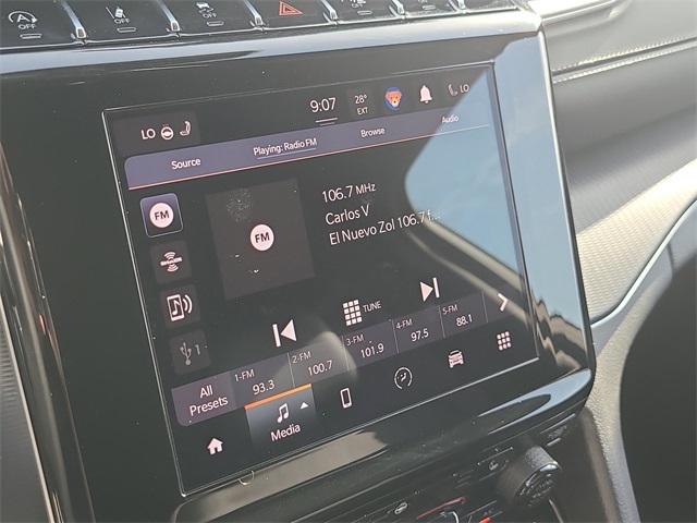 Vehicle image 23 of 35