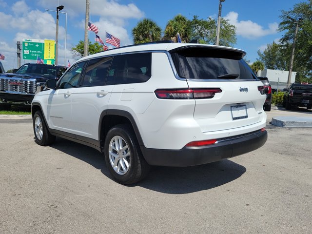 Vehicle image 7 of 30