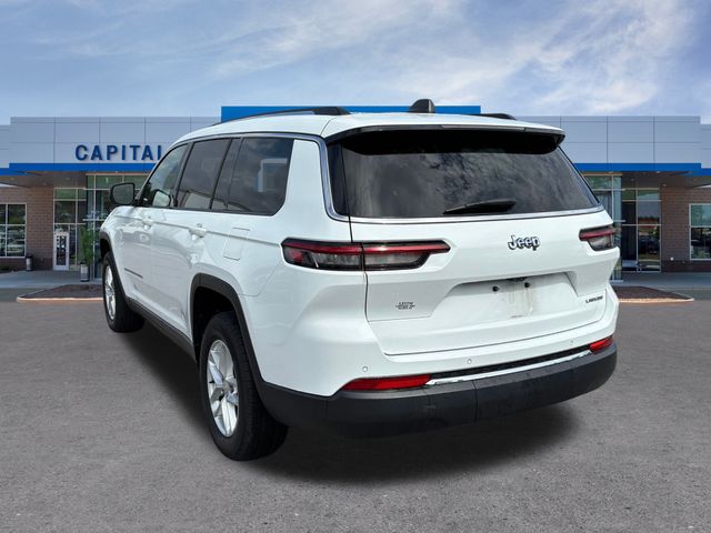 Vehicle image 8 of 18