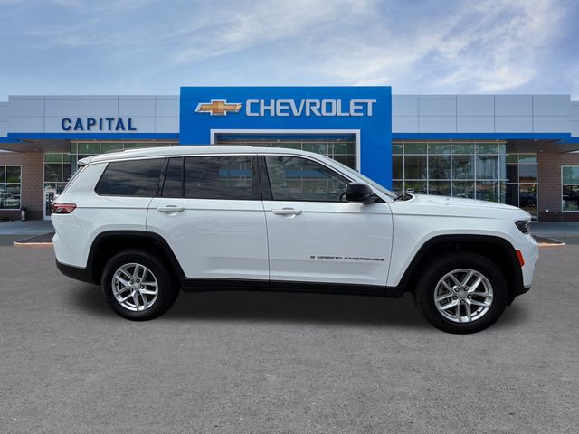 Vehicle image 5 of 18