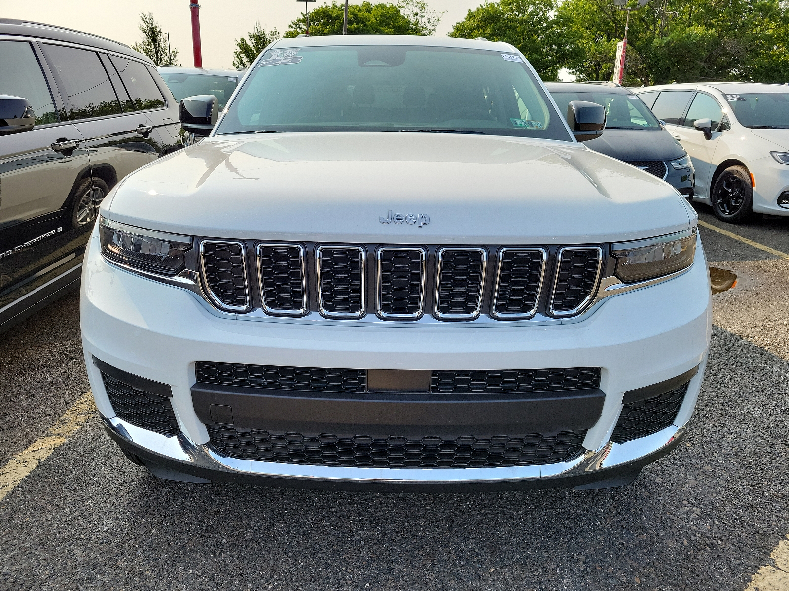 Vehicle image 2 of 6