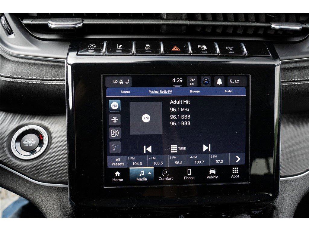 Vehicle image 41 of 43