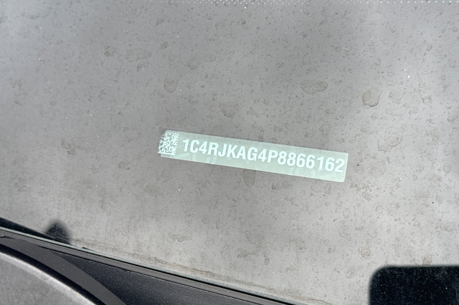 Vehicle image 2 of 3