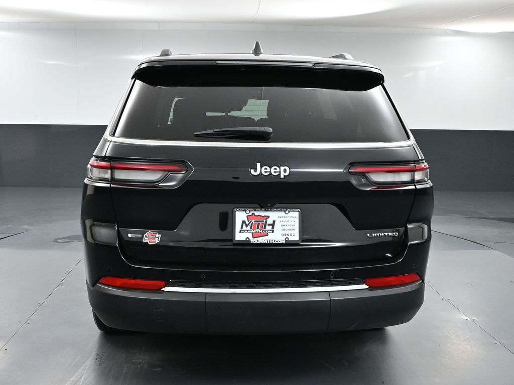 Vehicle image 11 of 66