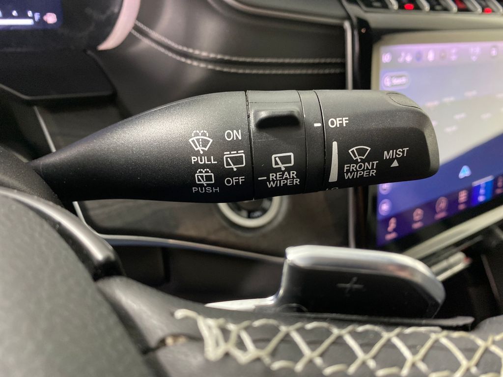 Vehicle image 16 of 45