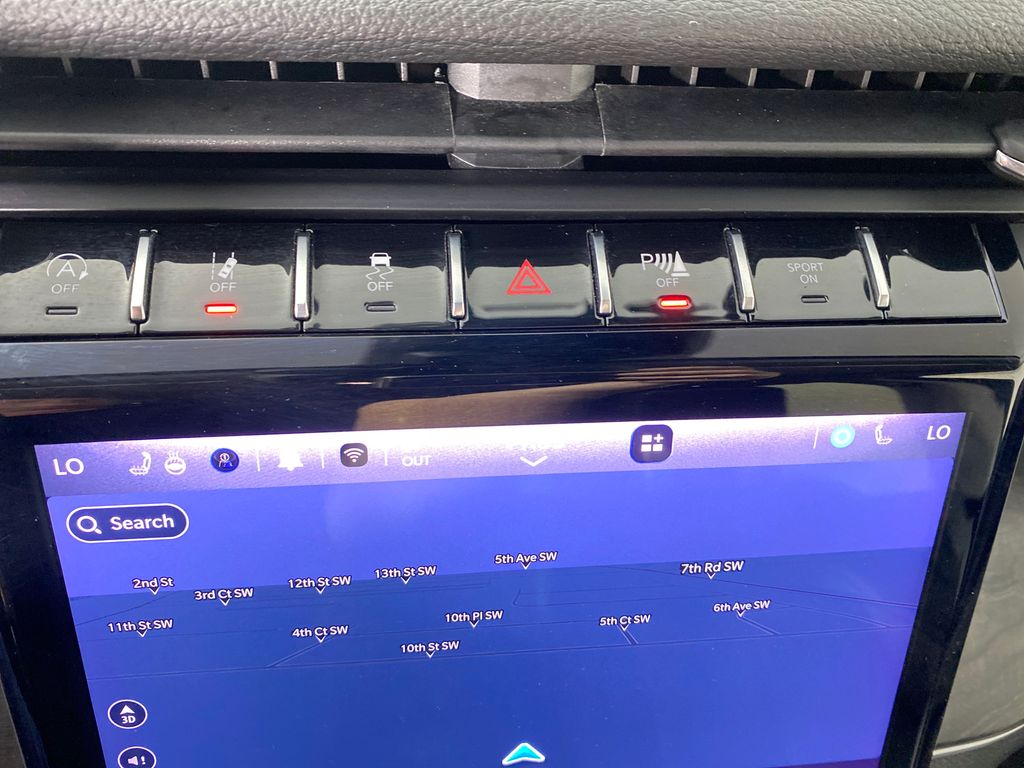 Vehicle image 19 of 45