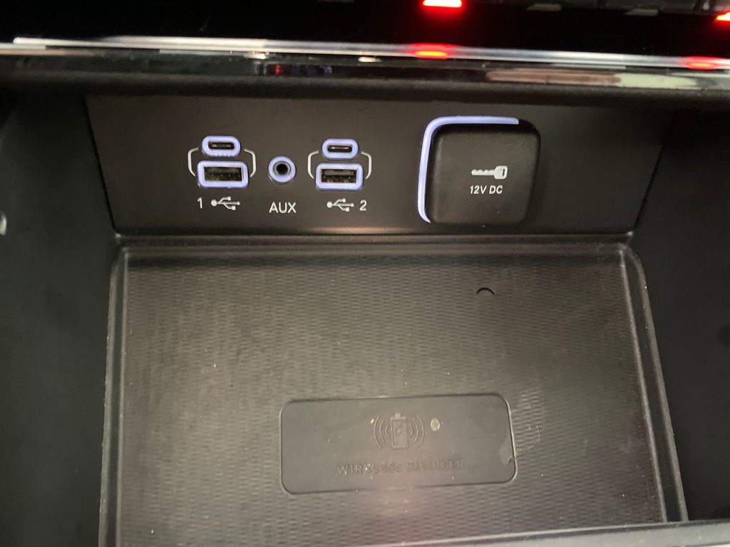Vehicle image 24 of 45