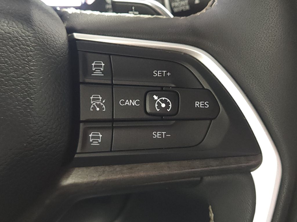 2023 Jeep Grand Cherokee L Limited Image 24 of 25