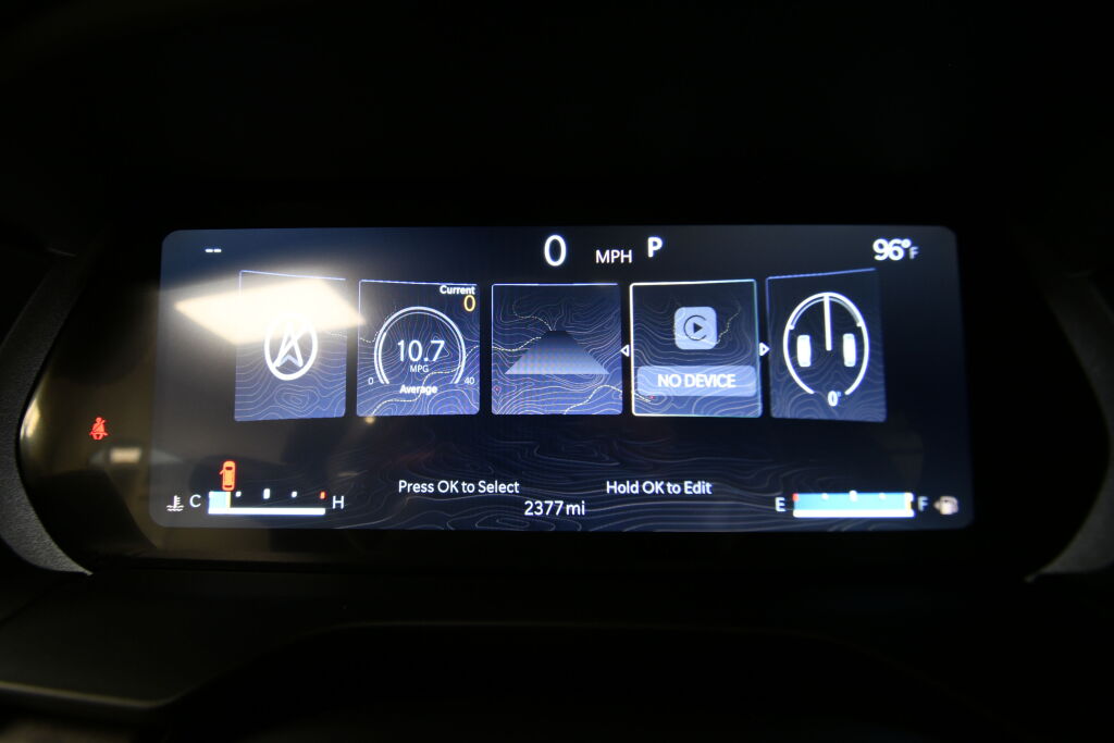 Vehicle image 19 of 32