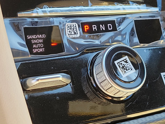 Vehicle image 11 of 21
