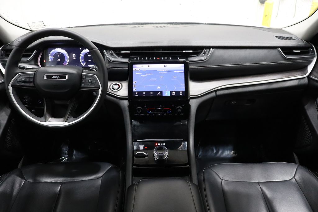 Vehicle image 26 of 46