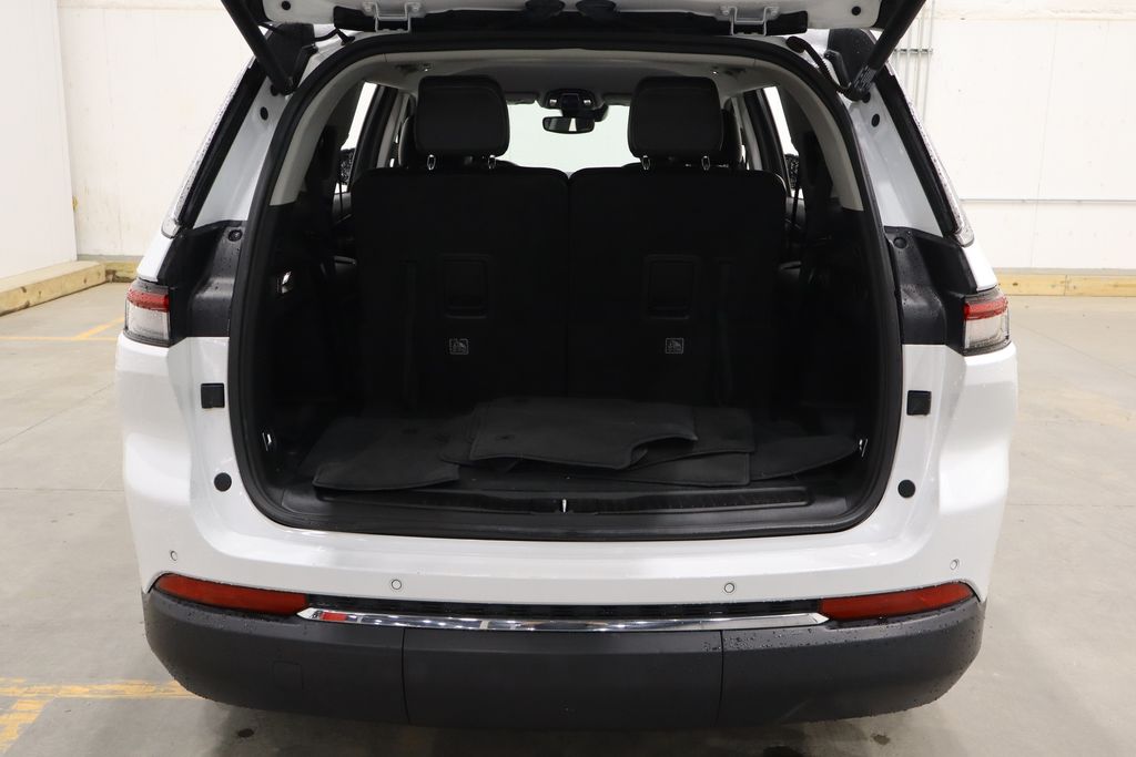 Vehicle image 12 of 46