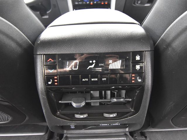 Vehicle image 52 of 60