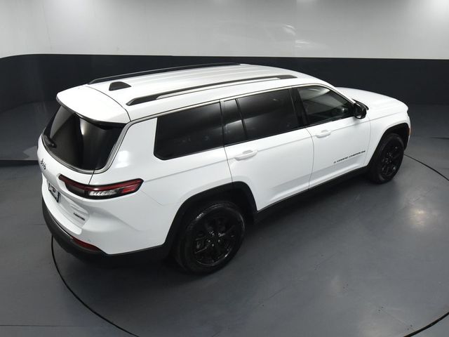 Vehicle image 12 of 60