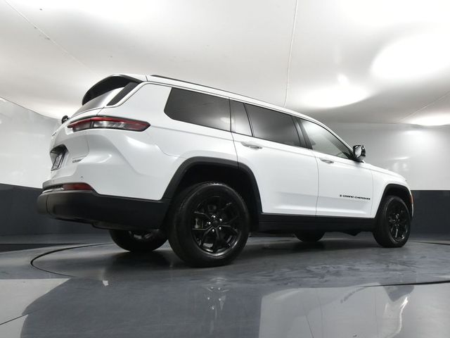 Vehicle image 9 of 60