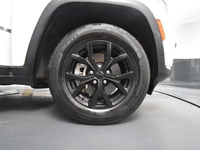 Vehicle image 22 of 60