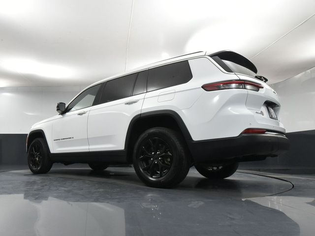 Vehicle image 15 of 60