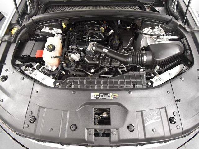 Vehicle image 18 of 60