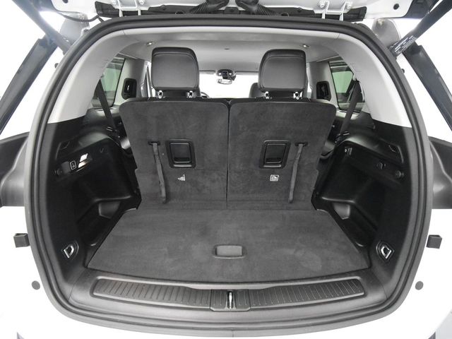 Vehicle image 23 of 60